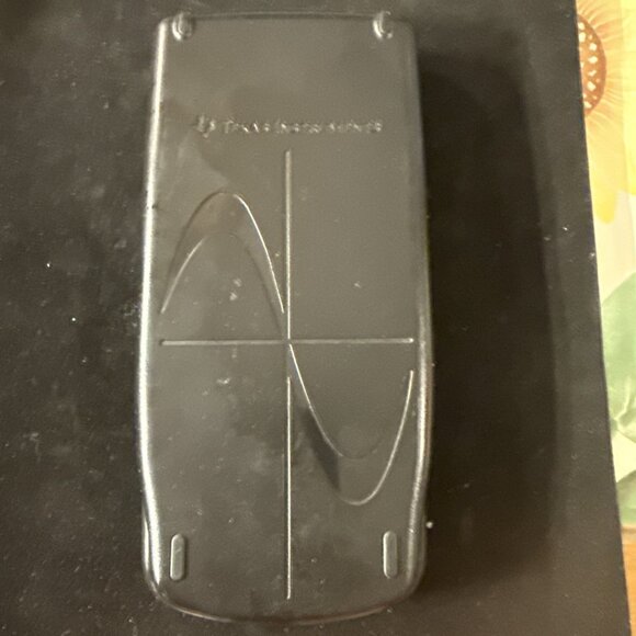 Texas Instruments TI-83 Plus Graphing Calculator NOT WORKING PARTS ONLY - Picture 4 of 6